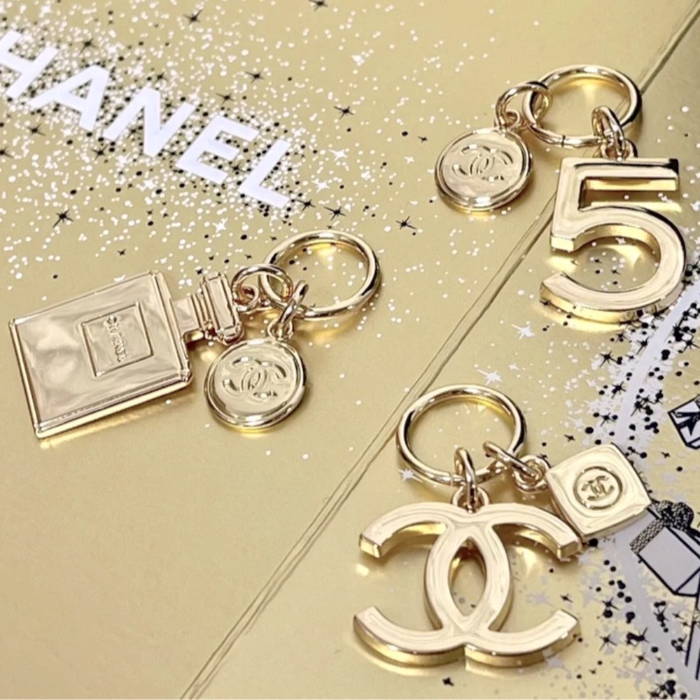 CHANEL 2023 HOLIDAY CHARMS FULL SET